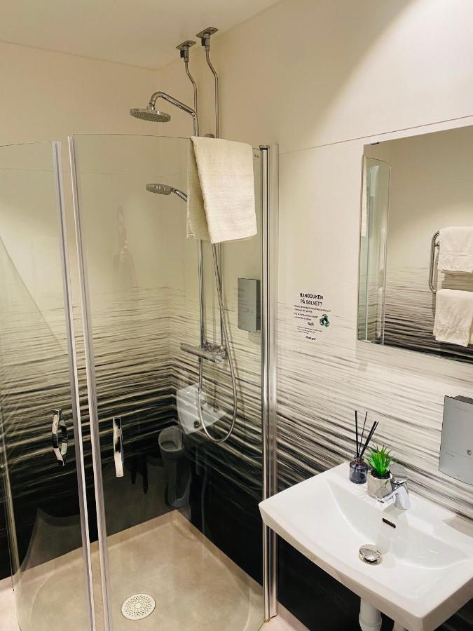 Hotell Tunapark Eskilstuna Buitenkant foto